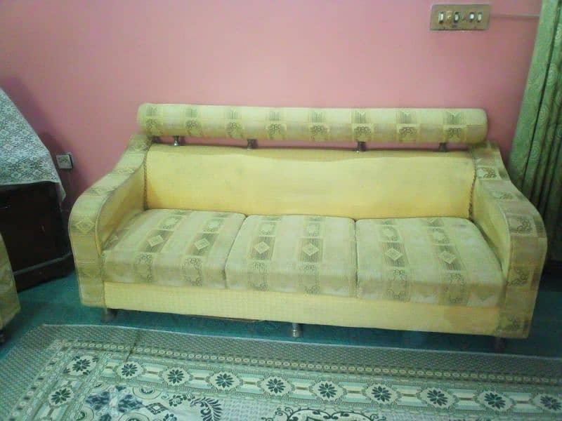 Sofa Set with Table 0