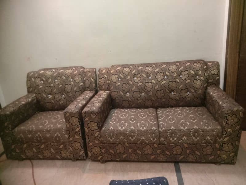 3,2,1 sofa set 0