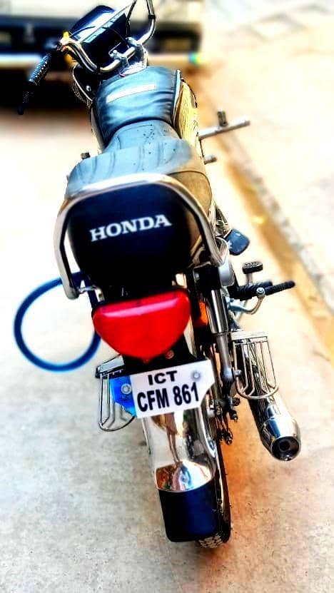 Honda CD 70 2023 3