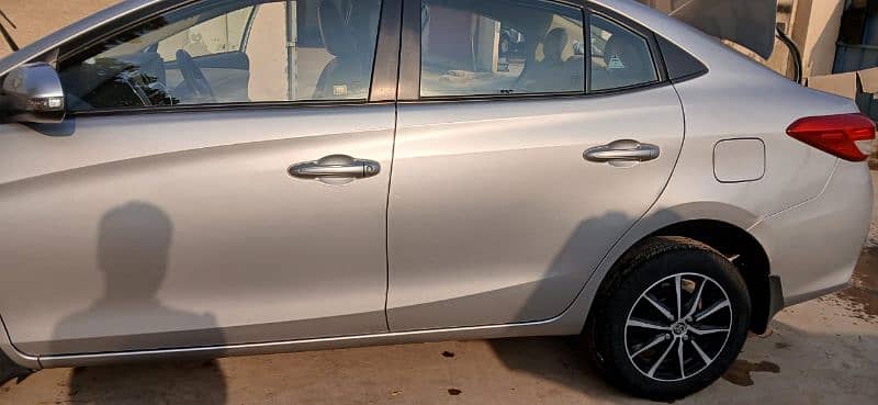 Toyota Yaris 2021 ATIC CVT 6