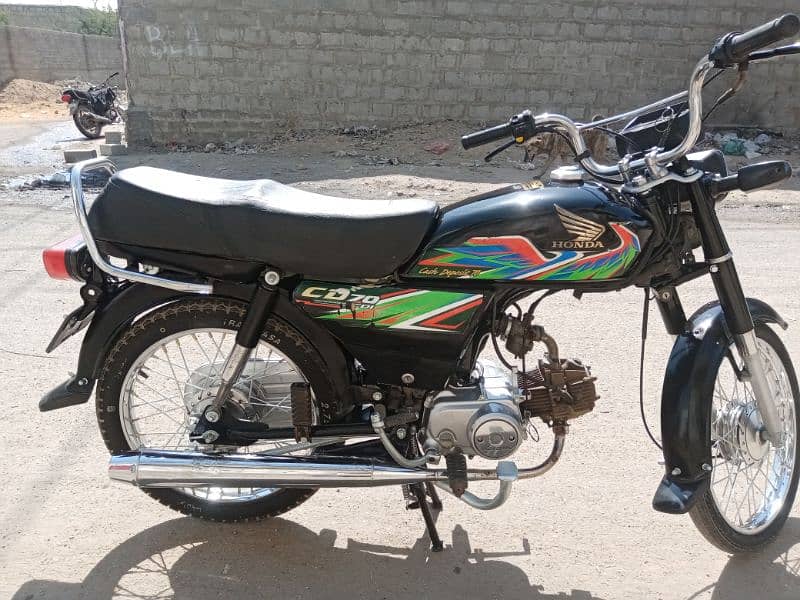 Honda 70cc 2020 ke 11 month Karachi number 1