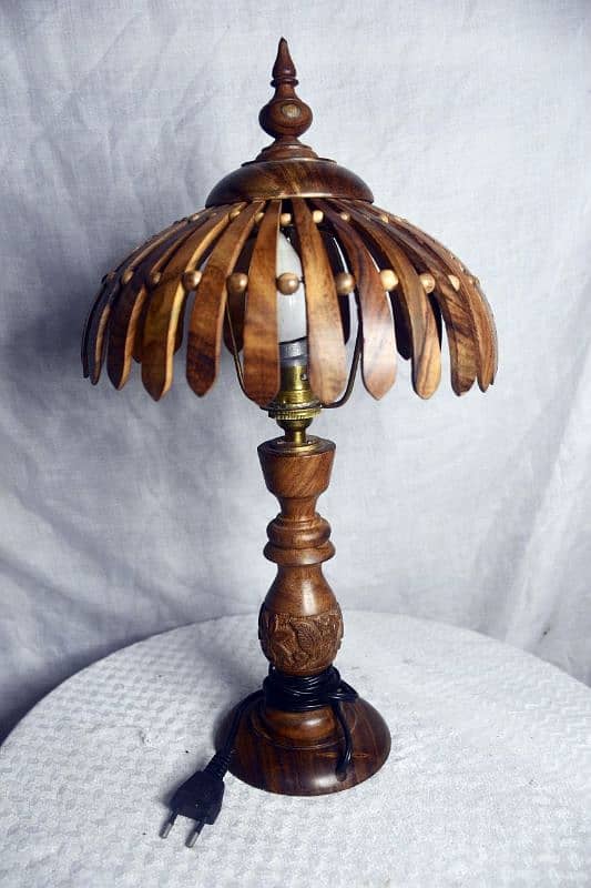 wooden floor and table lamps 2