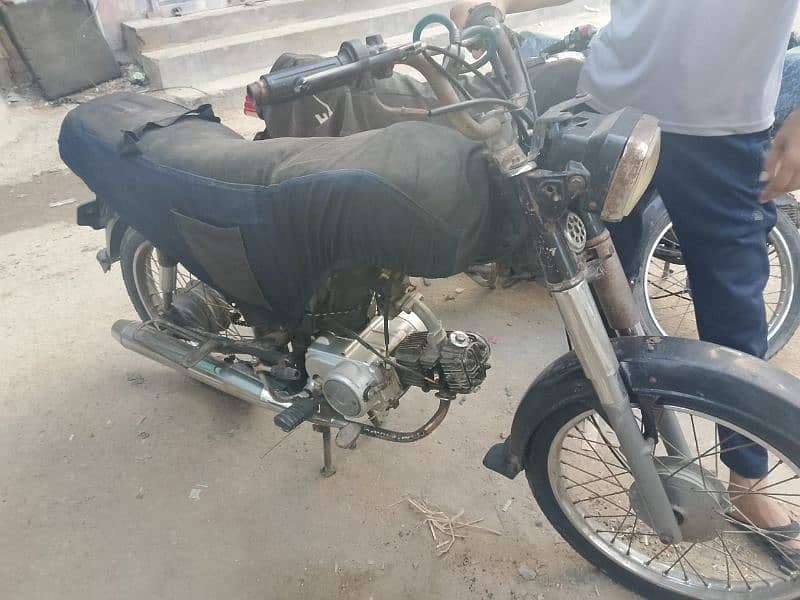 sale bike, urgent sale, motorcycle bike 70 bike 4