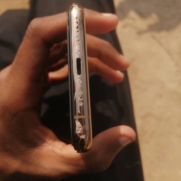 IPHONE XS PTA APPROVED 4