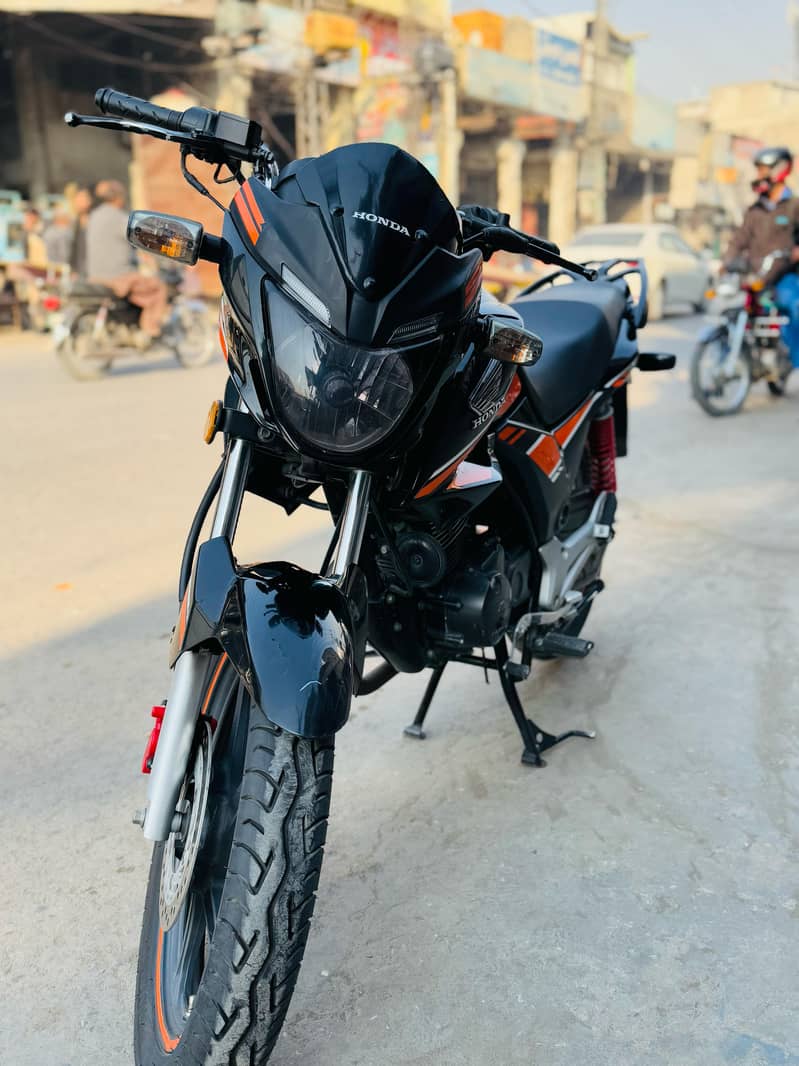 Honda CB 150F | Model 2022 | Urgent Sale | Total Geniune 1