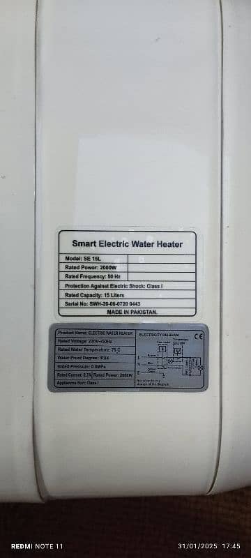 iZone Water Electric Heater with 15L Capacity 1