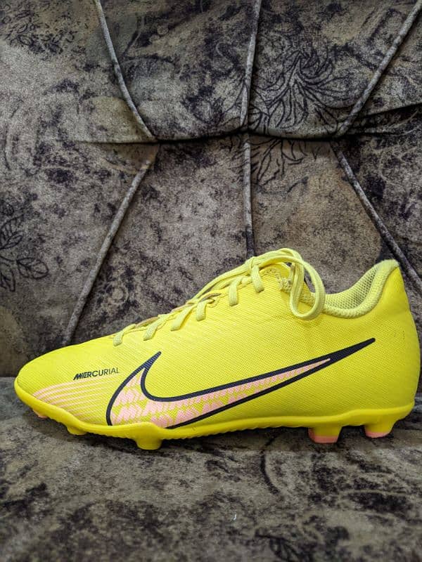 NIKE MERCURIAL VAPOR 15 CLUB MG 3