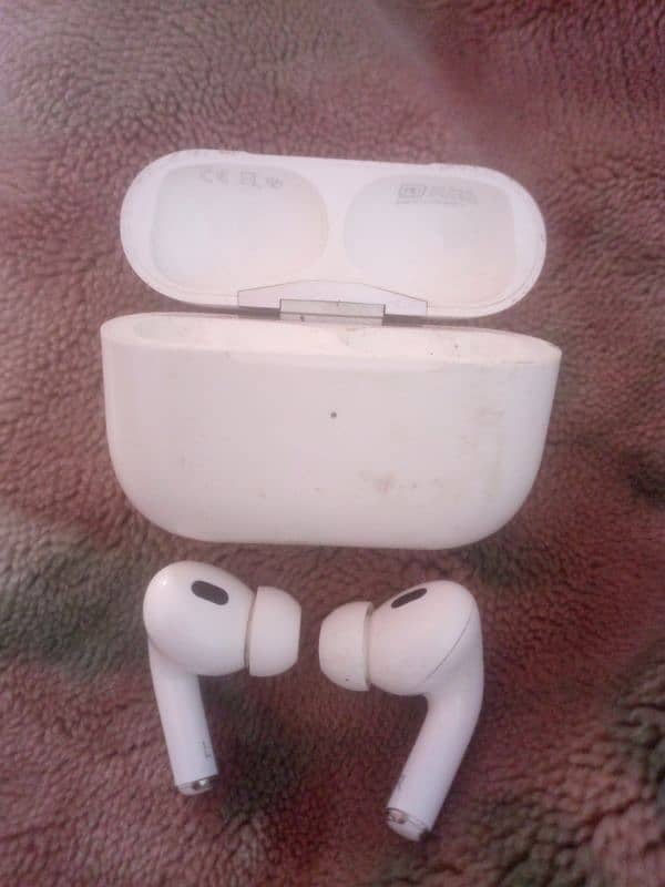 Air pods 4