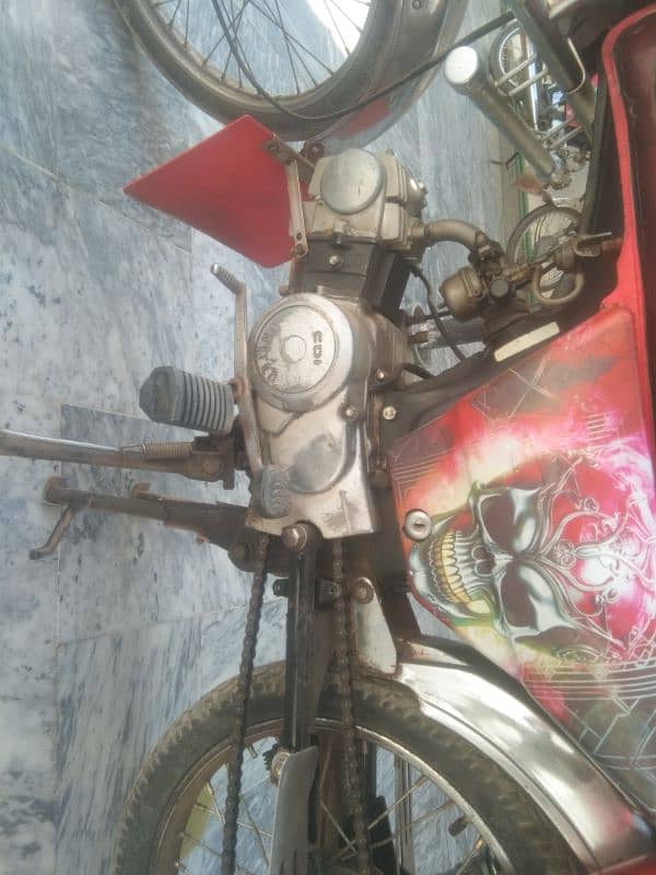 United 70 Motorcycle Good Condition 6