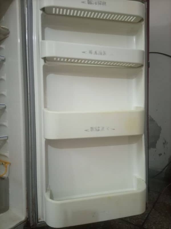 refrigerator 4