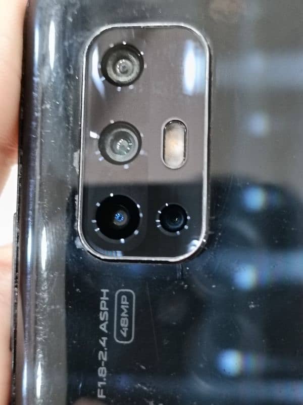 Vivo V17 8/256gb 4