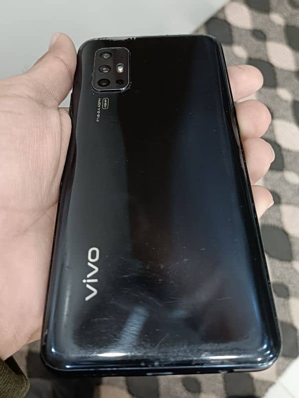 Vivo V17 8/256gb 5