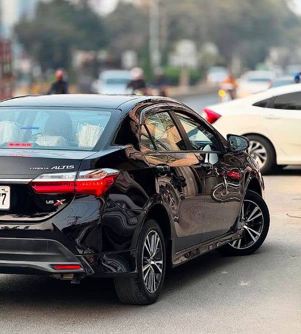 Toyota Corolla Altis Special Edition 2022 5