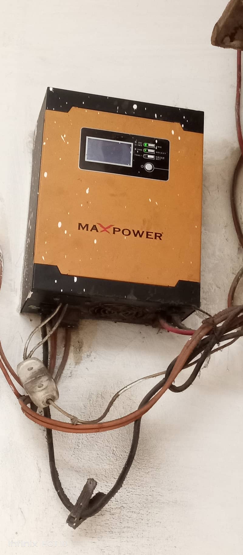 I want to sale my max-power invertor (with solar slot) urgently 3