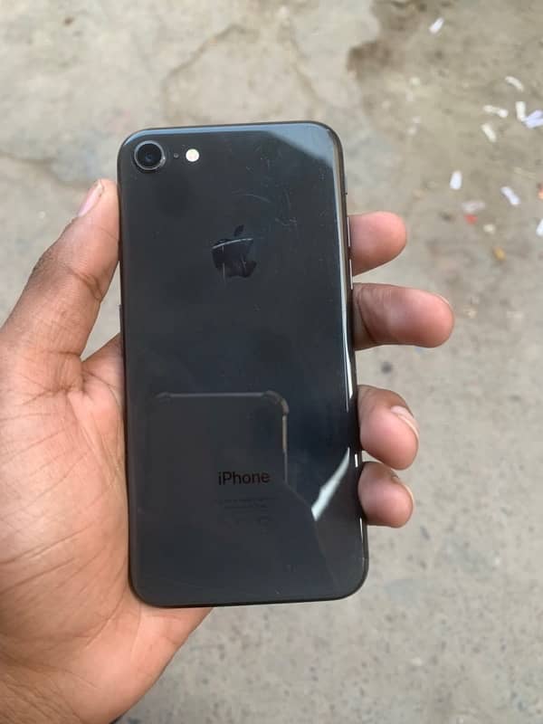 iPhone 8 non pta Baki all ok 3