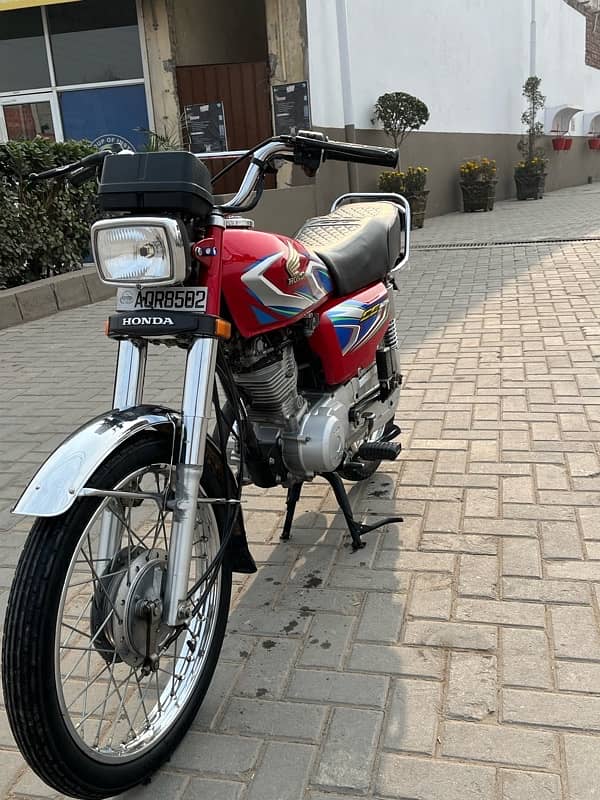 Honda 125 2022 model 3