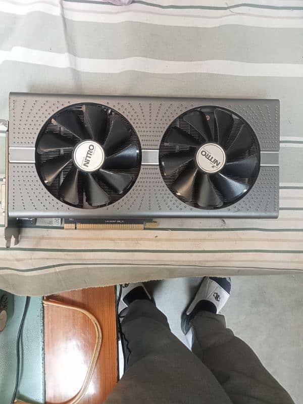 AMD RX 580 8GB (Limited edition) grey RGB 0