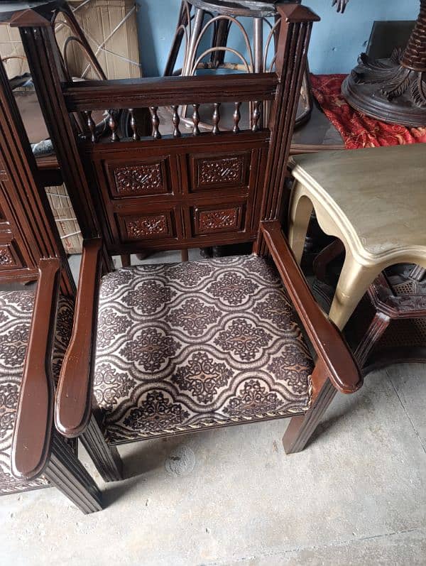 7  seater sofa extra large size in excellent condition 3+2+1+1 17