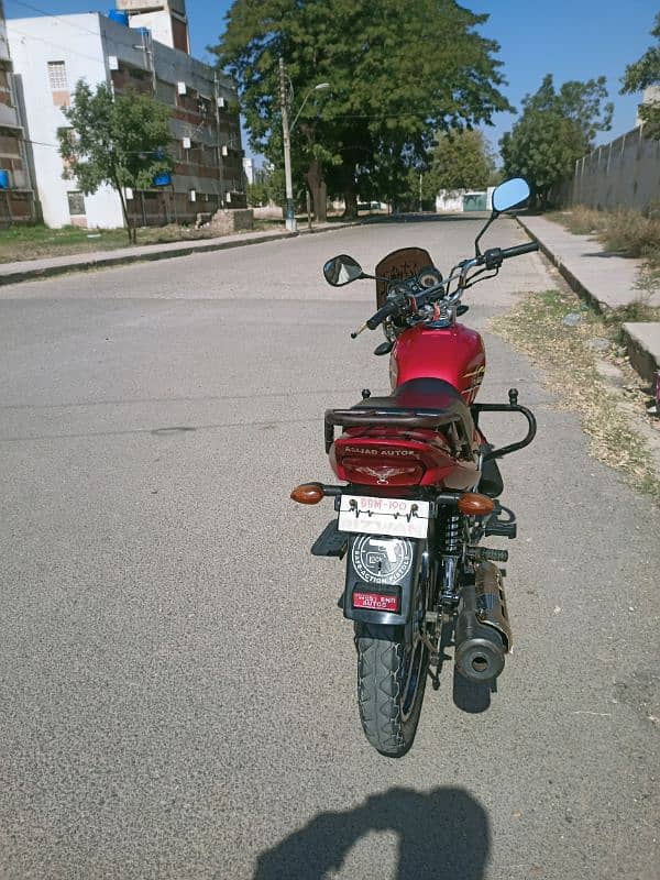 I am selling my Yamaha ybz125 model 2020 2