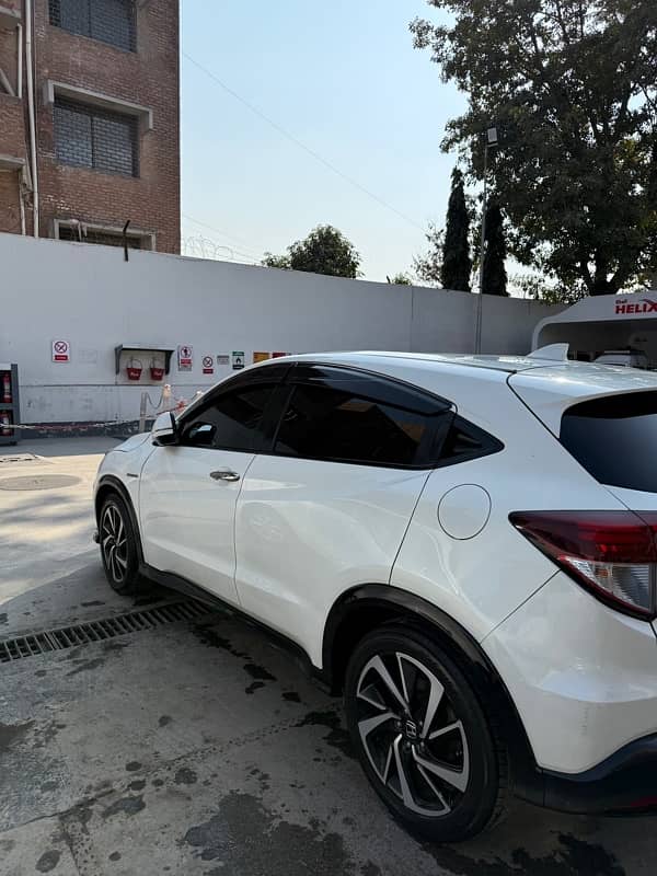 Honda Vezel 2017 4