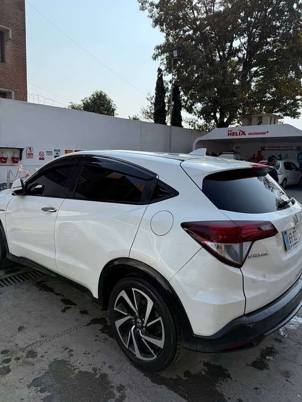 Honda Vezel 2017 5