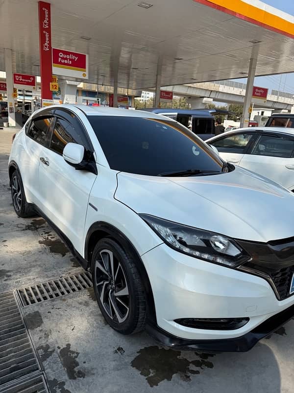 Honda Vezel 2017 10