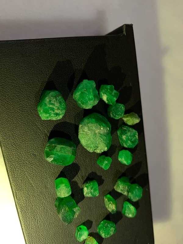 Emerald Stone 0