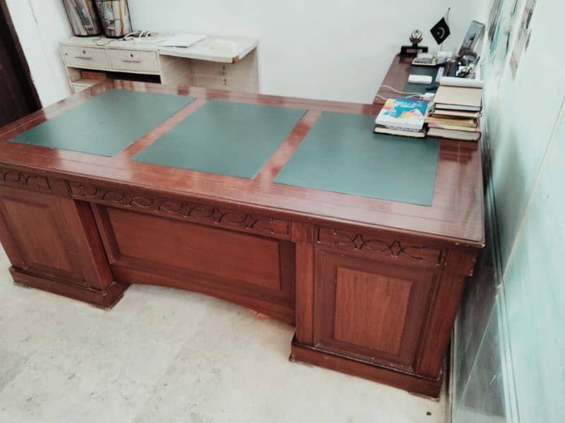 just like brand new , neat and clean executive table with side table 11