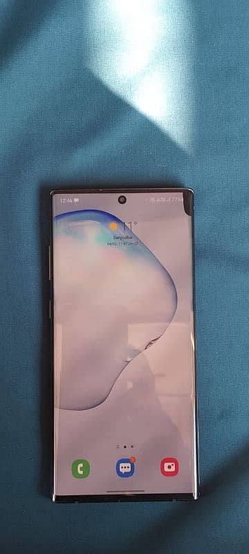 Samsung note 10 plus 12 gb ram 256 gb rom. 2