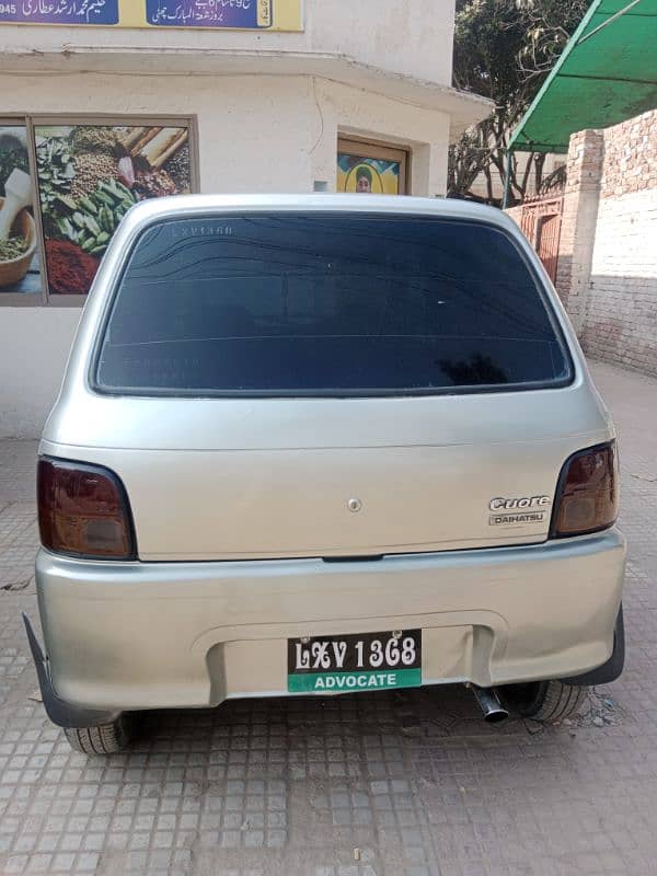 Daihatsu Cuore 2000 3