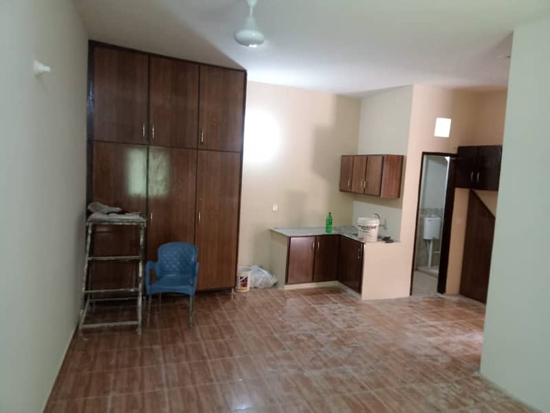 3 Marla Ground Portion For Rent For Bachelors 1