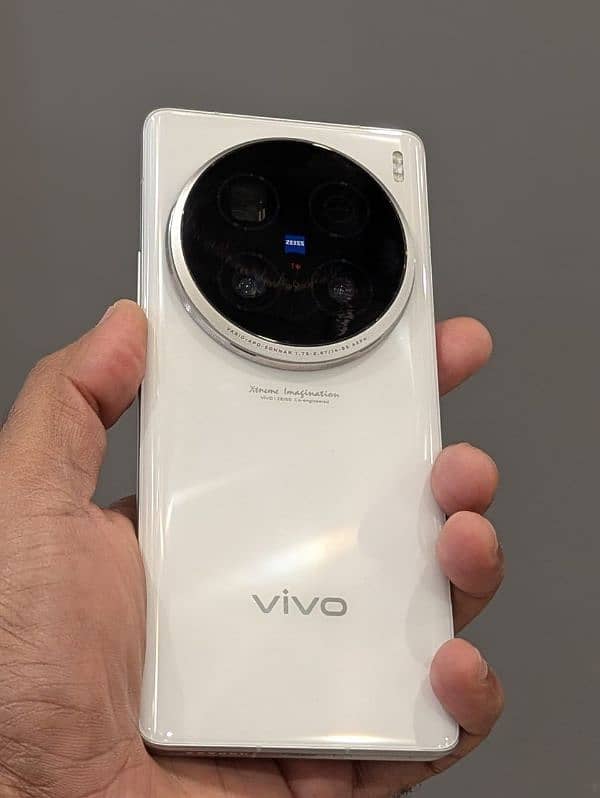 vivo 100 ultra 16/512 complete box packed accessories non active 3