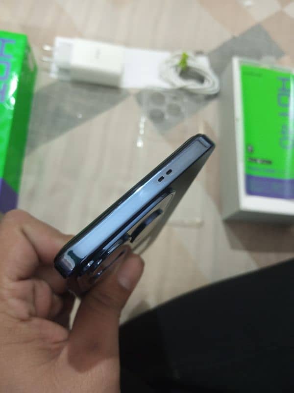 infinix hot 40 11 months warrenty 4