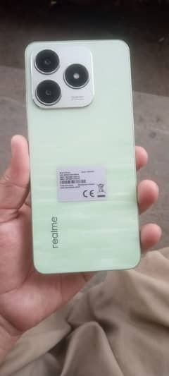 Realme C63