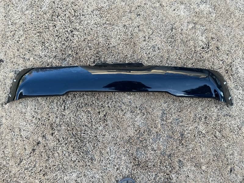 TOYOTA LANDCRUISER 1992-1997 SUNROOF SPOILER 1