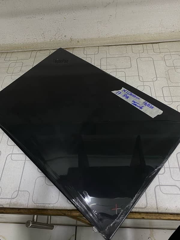 Lenovo x1 Carbon (i7 8th Gen) (16/256) Touch Screen 4