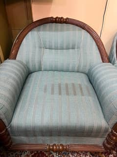 3+2+1 seater Sofe set in sound condition