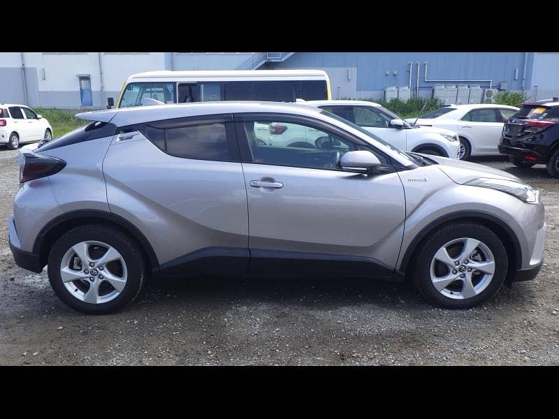 Toyota C-HR 2019 4