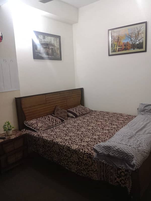 E11 daily basis furnished flat available for rent 3