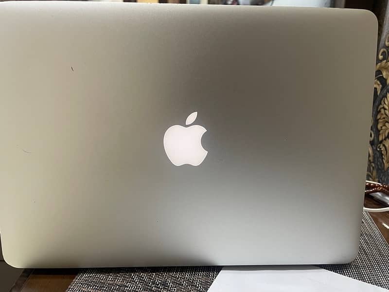 MacBook Air 2013 4/256 0