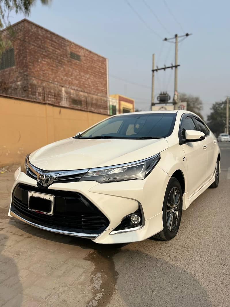 Toyota Corolla Altis Grande X 2021 1