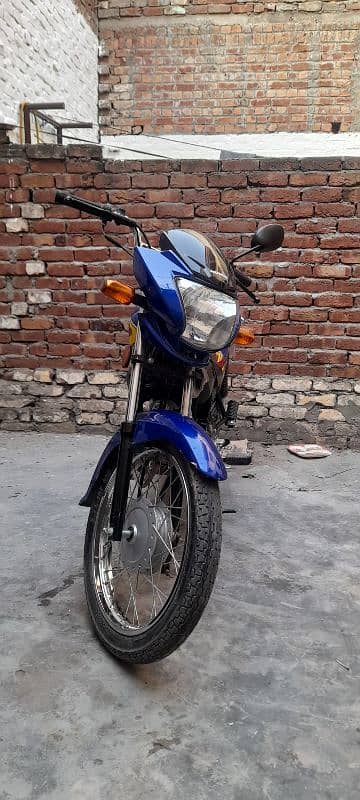 10/10 conditions Honda Pridor 2023 in beautiful (blue) colour 5