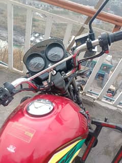 Honda CB 125F