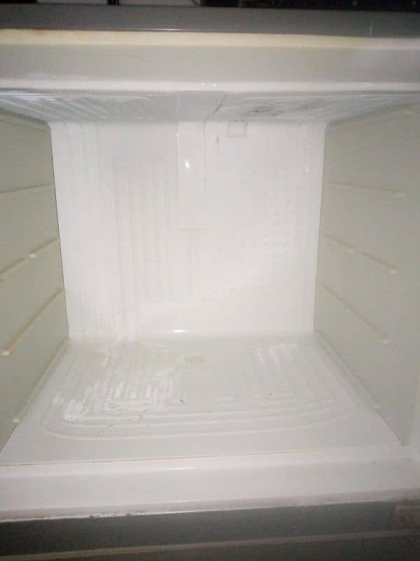 Fridge for sale 9