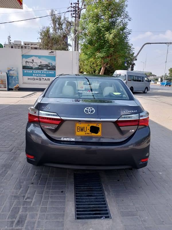 Toyota Corolla GLI 2018 Automatic 1