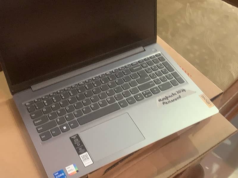 Lenovo touch screen laptop (i5, 11tg gen, 15.6”) 3