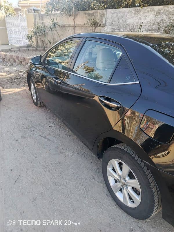 Toyota Altis Grande 2015 Black beauty 4