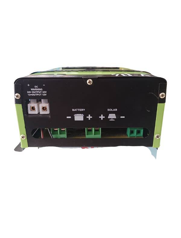 70ampere hybrid mppt solar charge controller LCD screen 4