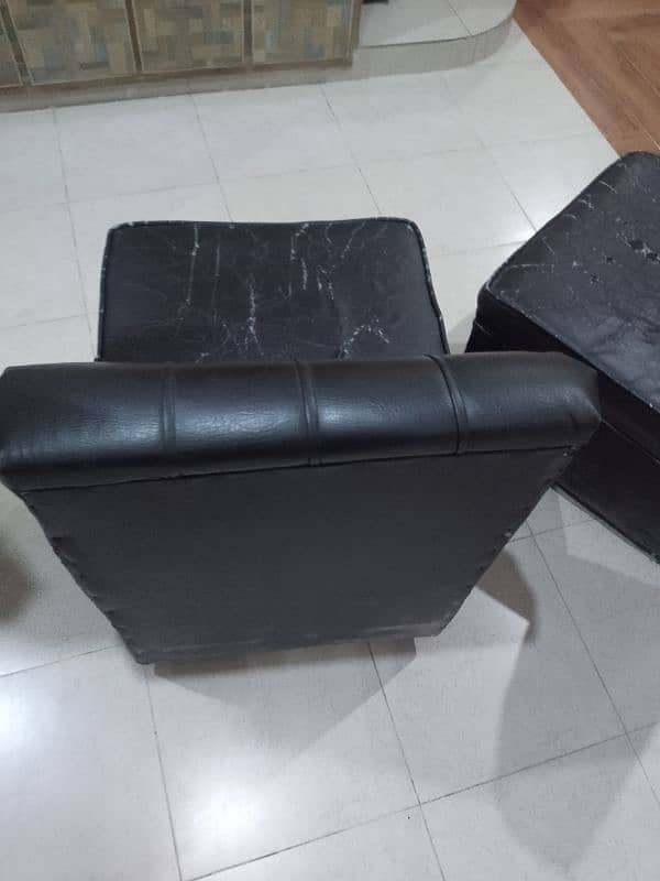 Used Sofa (4 Seater) 1