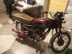 Honda 125 urgent sale lush condition